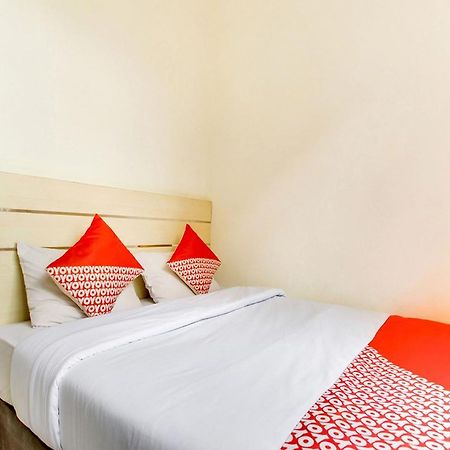Oyo 2554 Hotel Arimbi Lama Dewi Sartika Bandung Exteriör bild