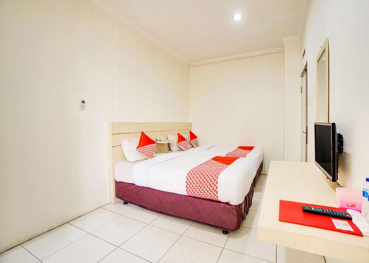 Oyo 2554 Hotel Arimbi Lama Dewi Sartika Bandung Exteriör bild
